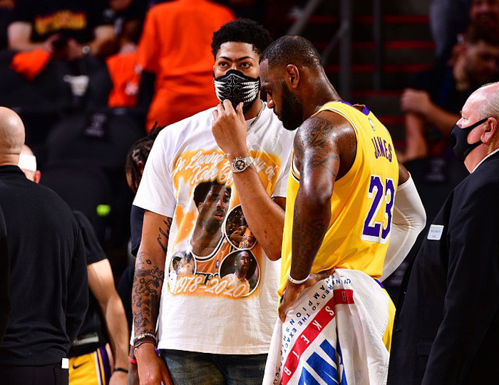 环足奖年度最佳中场候选：维尔茨、若昂-内维斯、佩德里在列（环足奖年度最佳中场候选名单出炉：维尔茨、若昂-内维斯、佩德里入选）