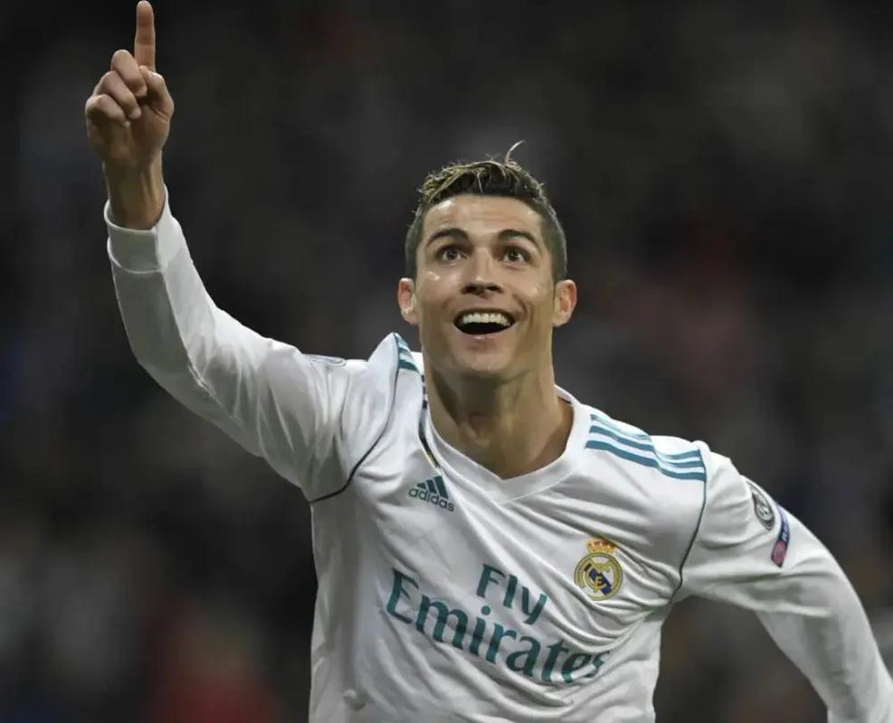 3-2！石川祐希9分+二连胜詹内利绝杀尼科洛夫21分难救主