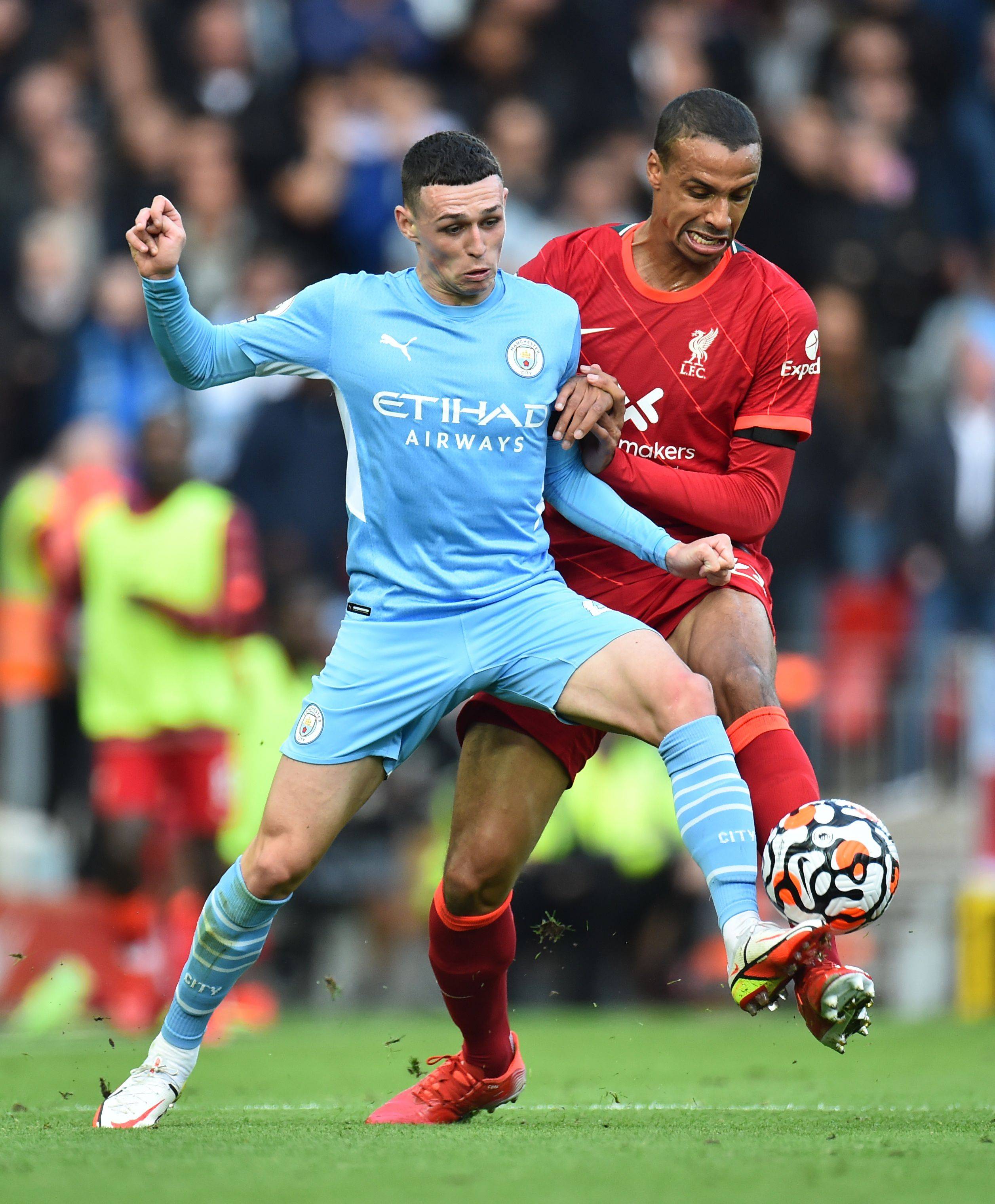 受伤的彭啸进入战上海U20的替补席，此前球员遭遇韧带损伤（曾遭韧带损伤，彭啸入选对阵上海U20替补名单）