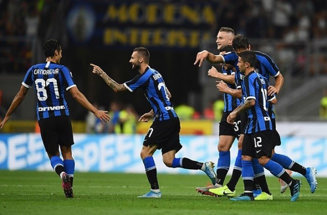 米体：罗马想冬窗租借齐尔克泽，若晋级欧冠会自动触发买断（米体：罗马计划冬窗租借齐尔克泽，若跻身欧冠将自动触发买断条款）