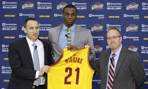 加盟至今仅替补出场2次，斯基拉：吉拉尔迪可能冬窗离开罗马（加盟后仅两次替补亮相，斯基拉：吉拉尔迪或在冬窗离开罗马）