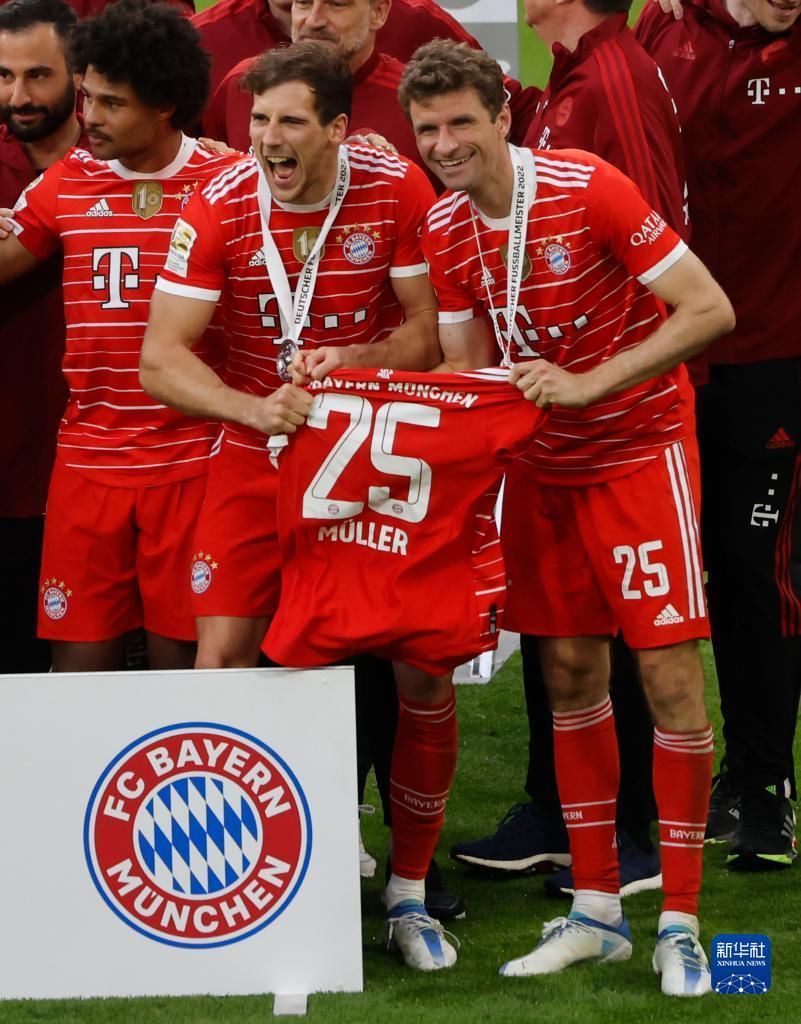 意甲战报：普利西奇梅开二度，米兰让二追三3-2逆转都灵