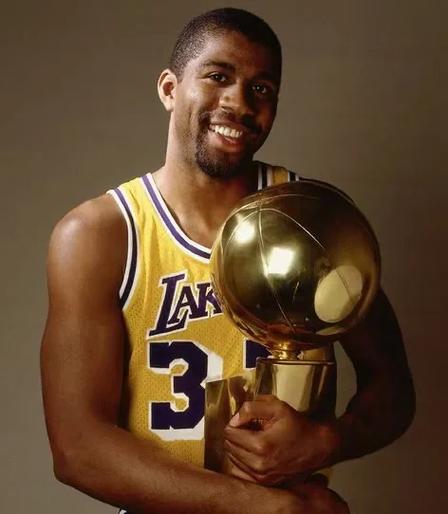 库尔图瓦：我们其实踢得还不错，球员都支持阿隆索（库尔图瓦：我们表现不差，众将力挺阿隆索）