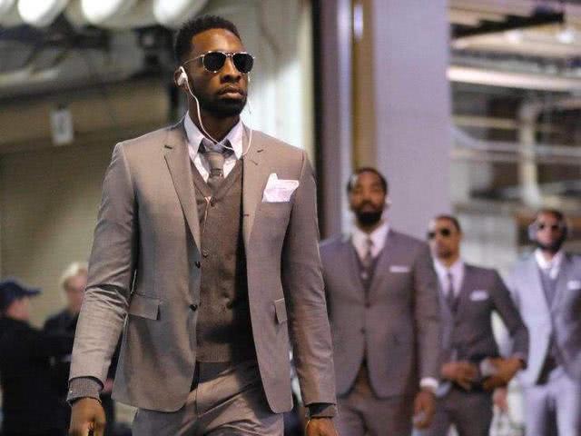 汉茨科：我们通过调整压迫方式改变了比赛；打入首球太美妙了（汉茨科：调整压迫策略扭转战局，首开纪录无比美妙）