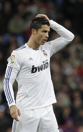 塞内加尔新一期名单：雅克松领衔，姆巴耶、马马杜-萨尔入选（塞内加尔新名单出炉：雅克松领衔，姆巴耶、马马杜-萨尔在列）