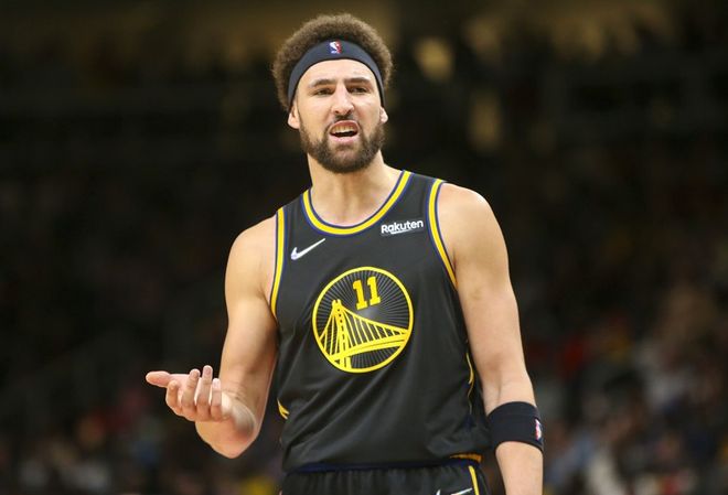 赛后拥抱了 赛后拥抱了